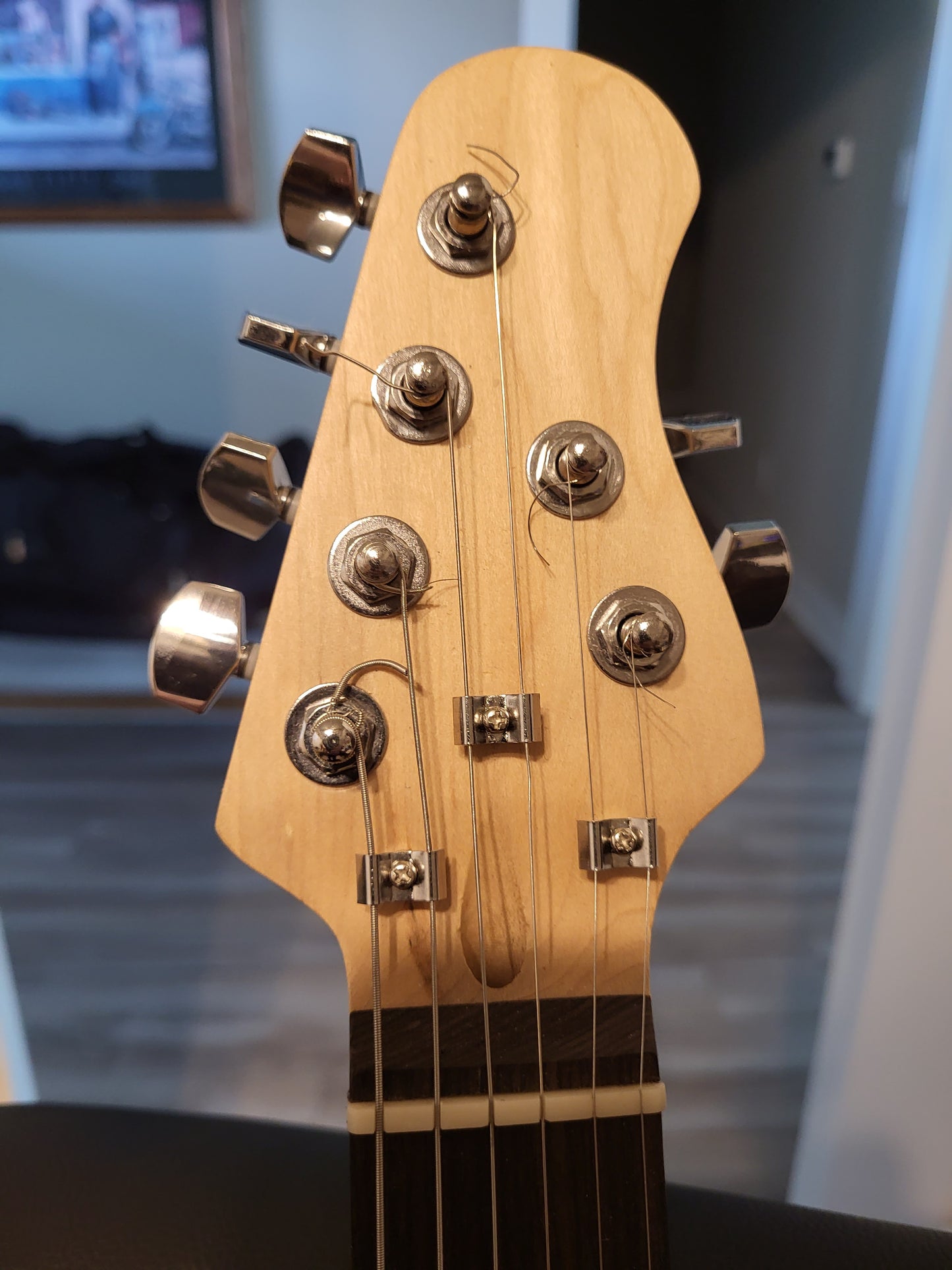 Six String Electric Cigar Box Guitar "Camacho 4"