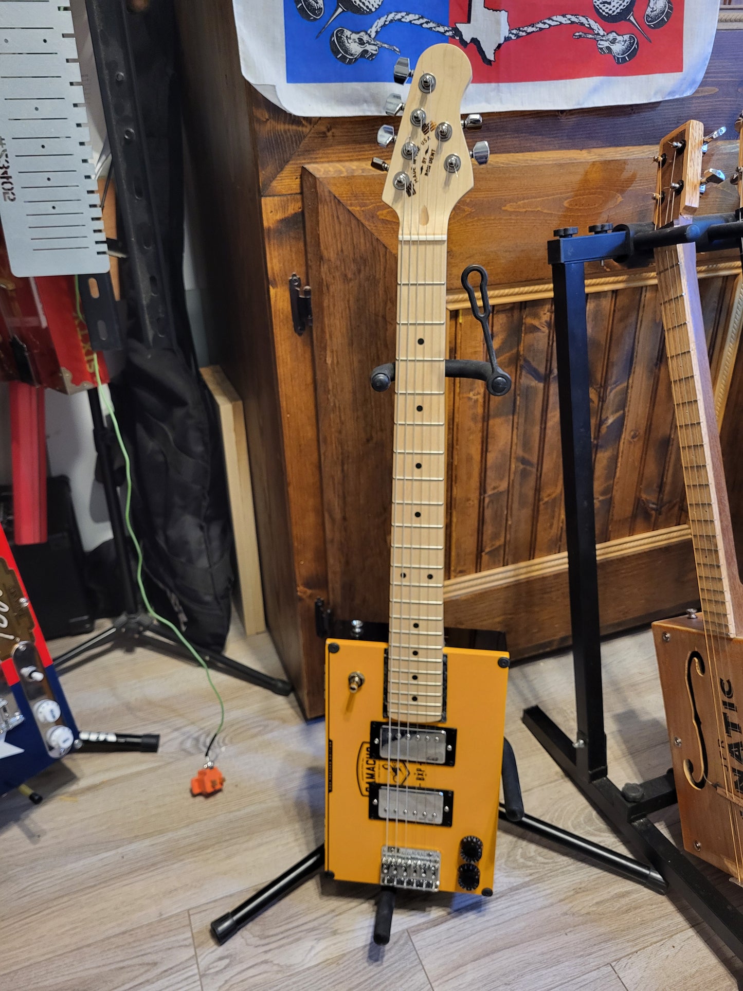 Six String Electric Cigar Box Guitar "Camacho 4"