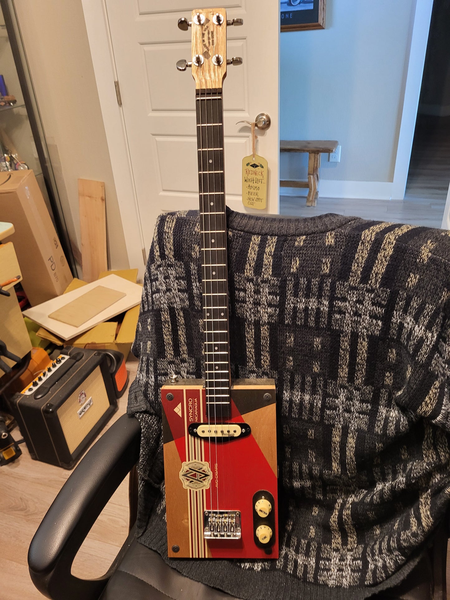 4 String Electric Cigar Box Guitar AVO 1